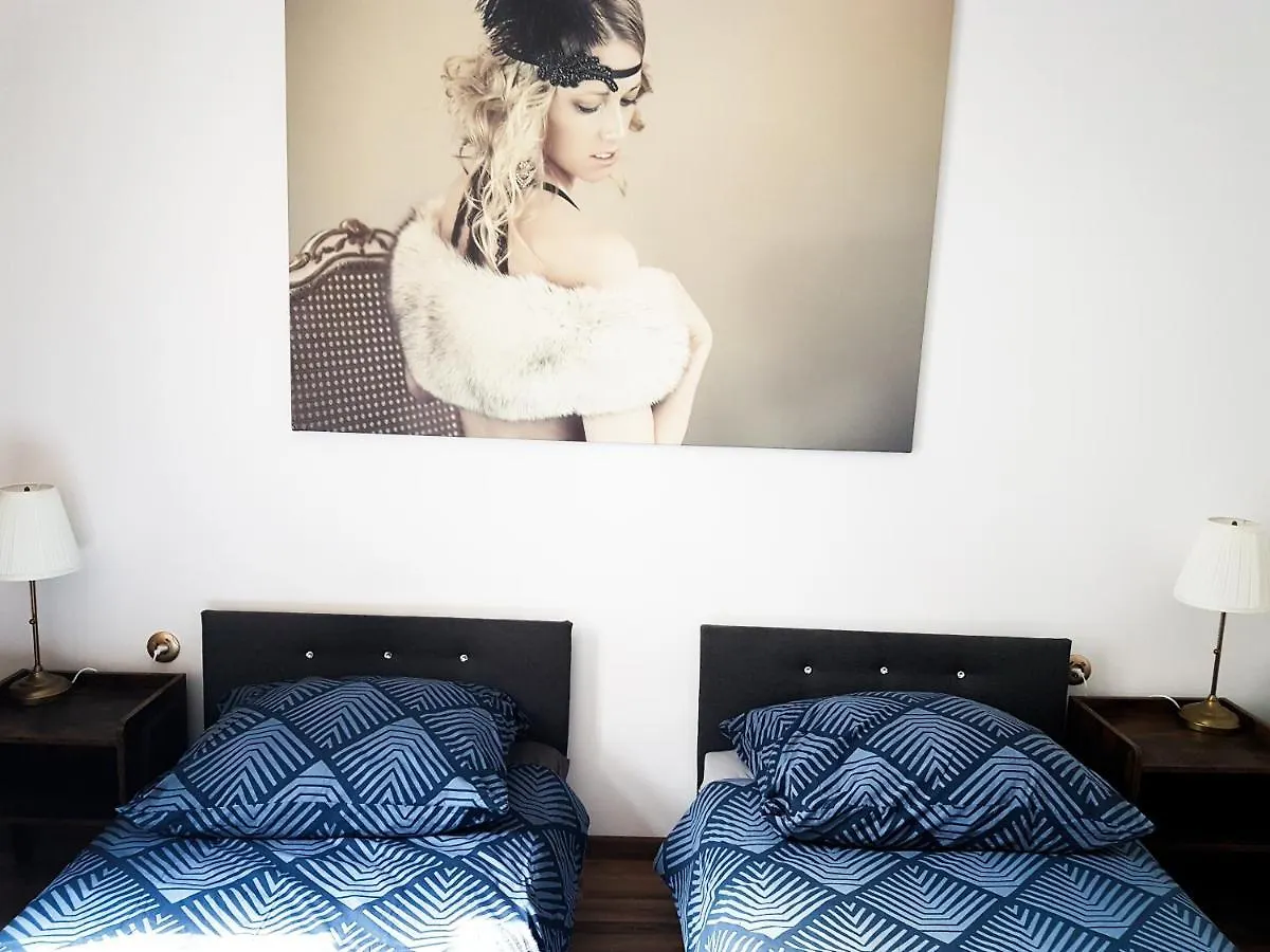 Hostel Topolove Rooms & Apartments Krakow