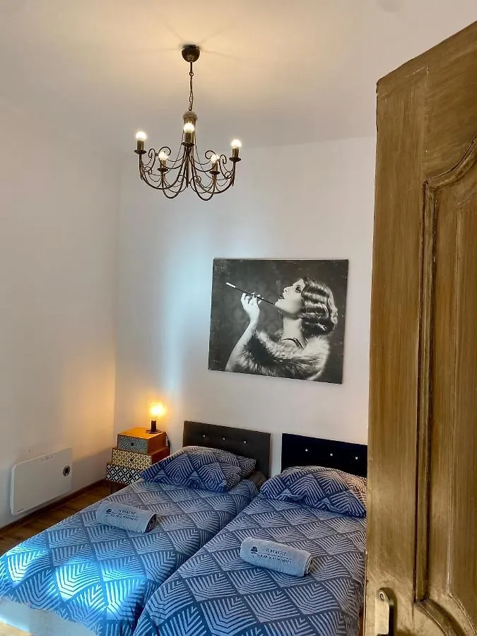 Topolove Rooms & Apartments Krakow 0*,