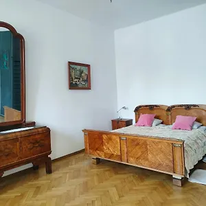 Place Апартаменты