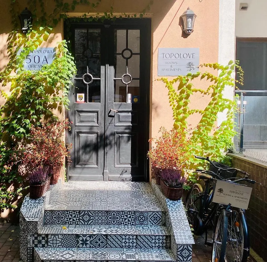 Topolove Rooms & Apartments Krakow Hostel