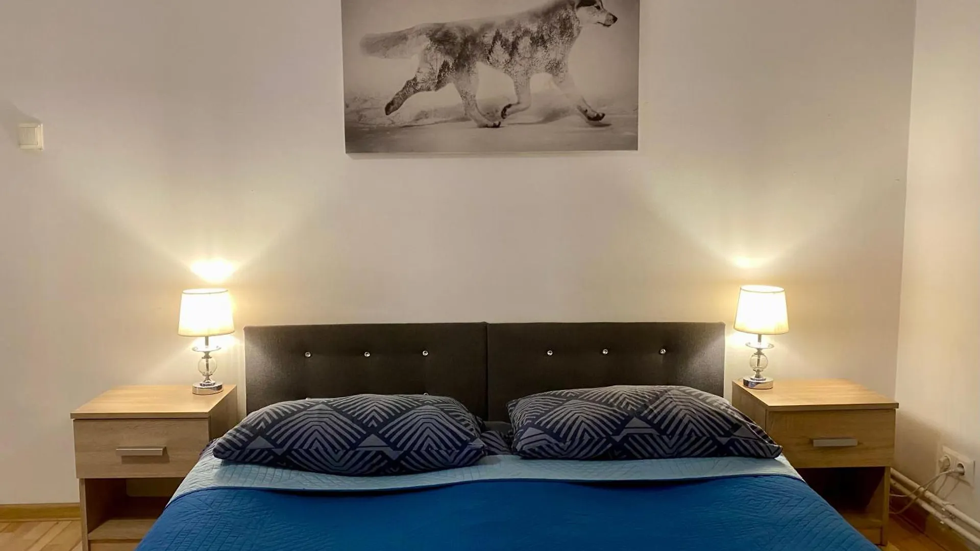Хостел Topolove Rooms & Apartments Краков